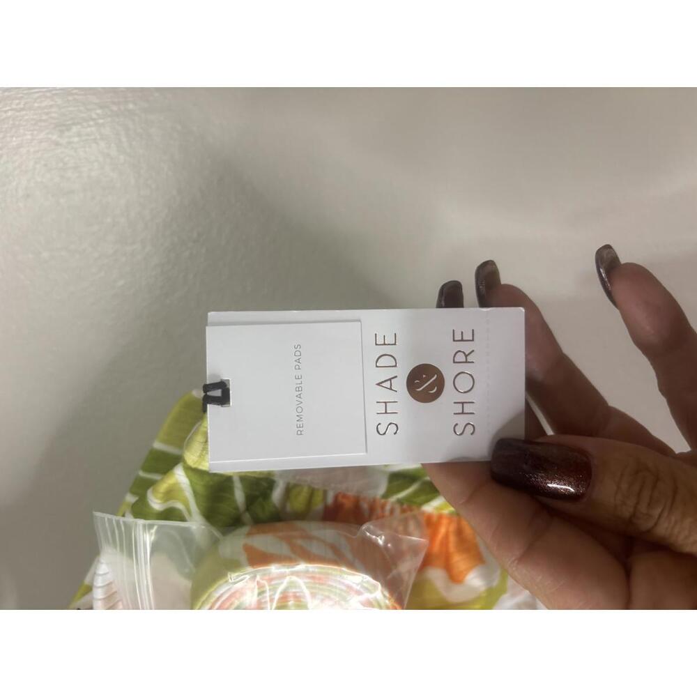 Shade & Shore Floral Bikini Top with Removable Pads - Picture 4 of 7